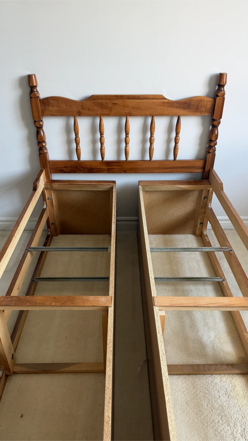 Solid Wood Twin XL 5-Piece Bedroom Set - photo 4