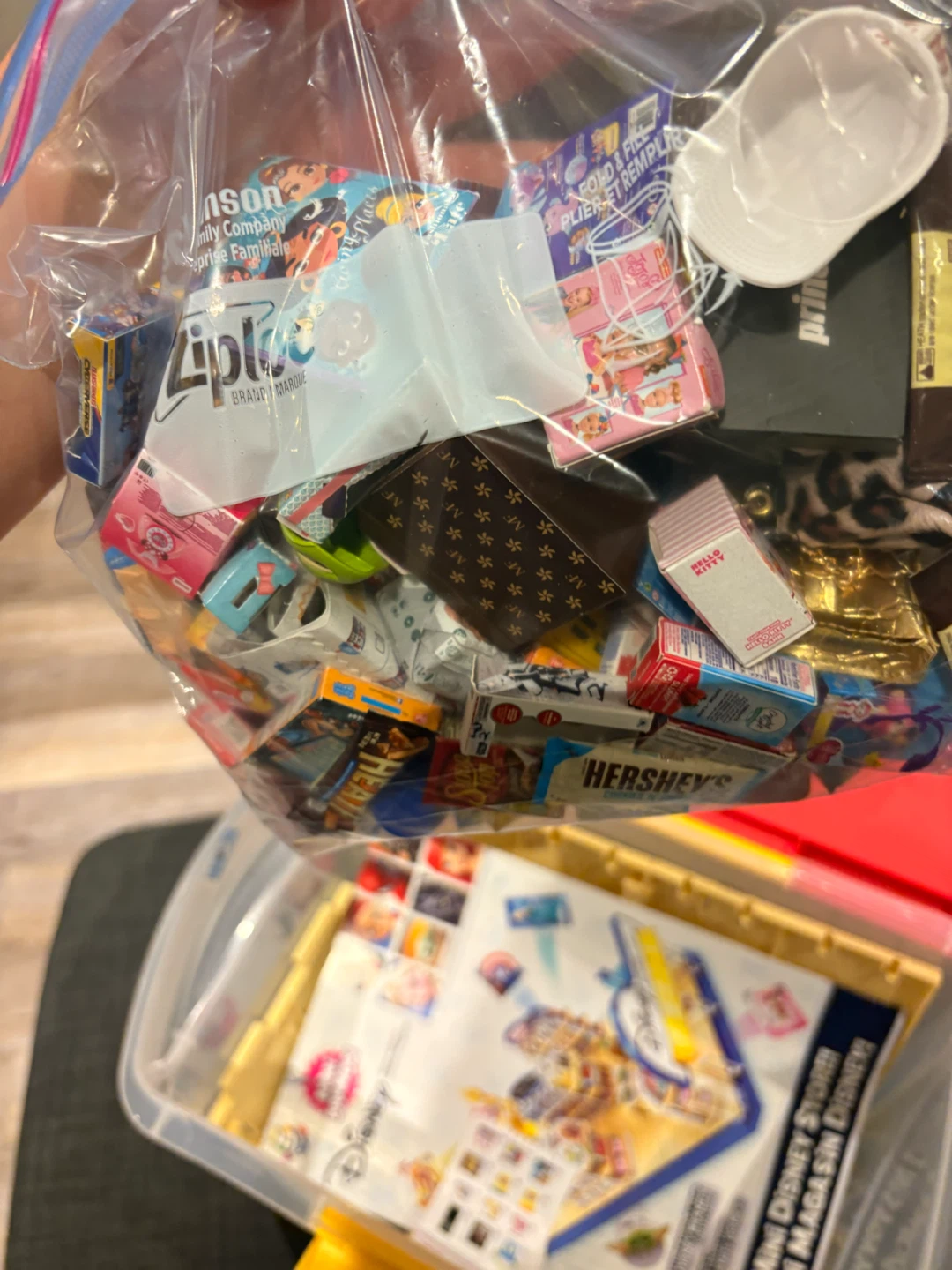 Mini Brands Disney Store Collection - photo 3