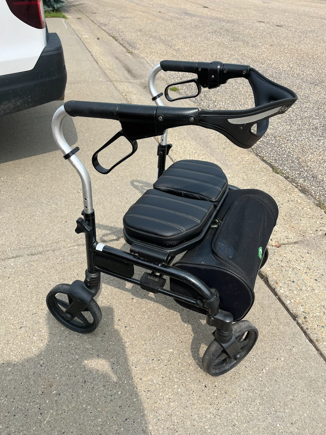 Evolution Trillium Rollator Walker - photo 2