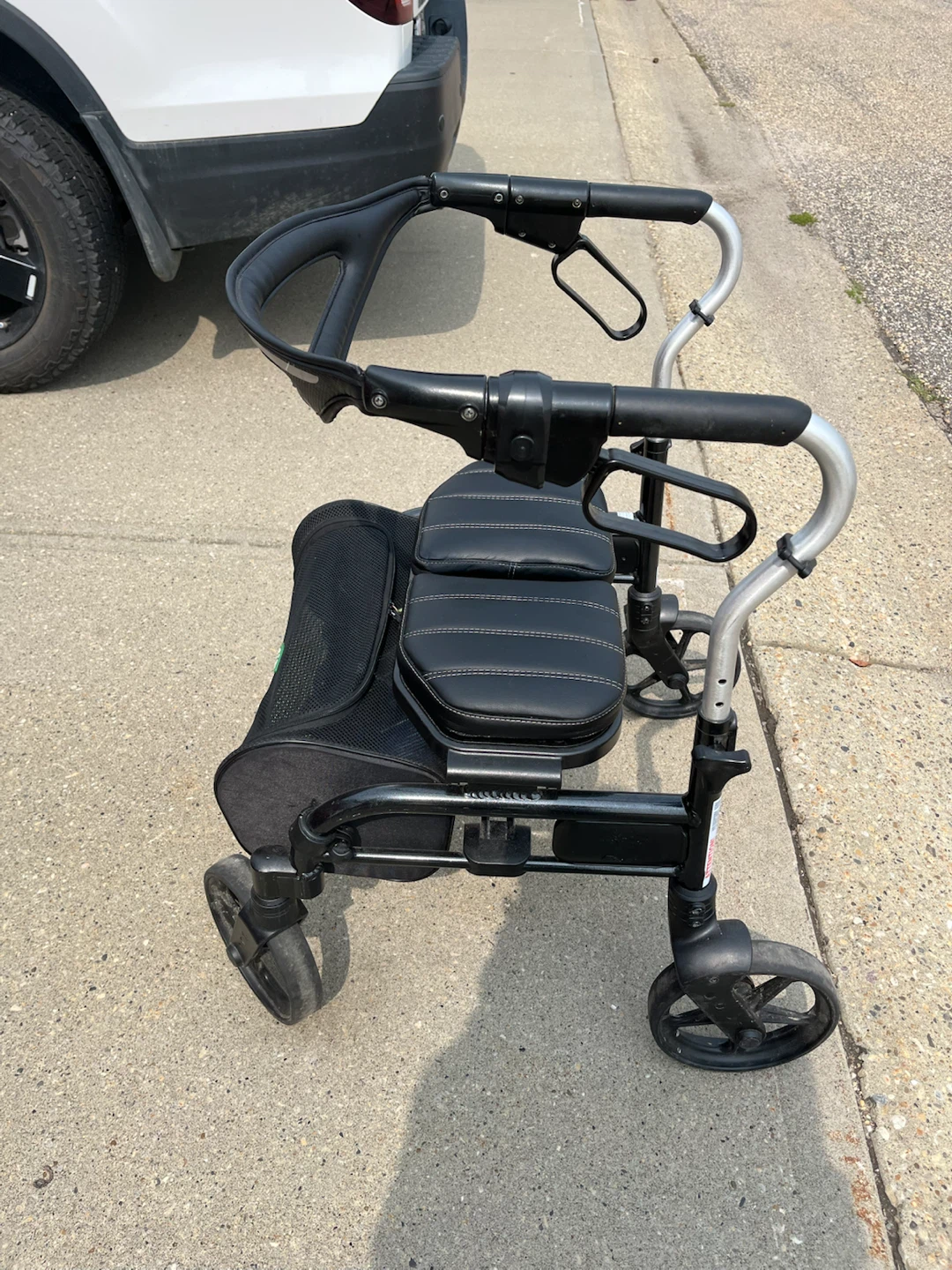 Evolution Trillium Rollator Walker - photo 3