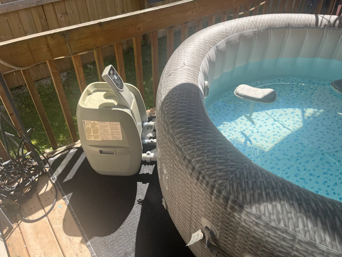 Colman Saluspa Hot Tub - photo 4