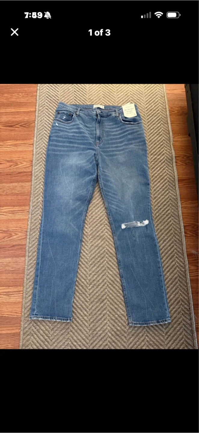 Abercrombie & Fitch '90s Slim Straight Jeans
