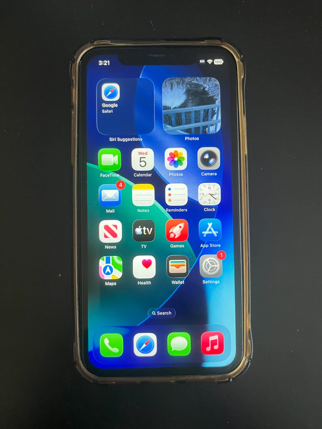Apple iPhone 11 - Black