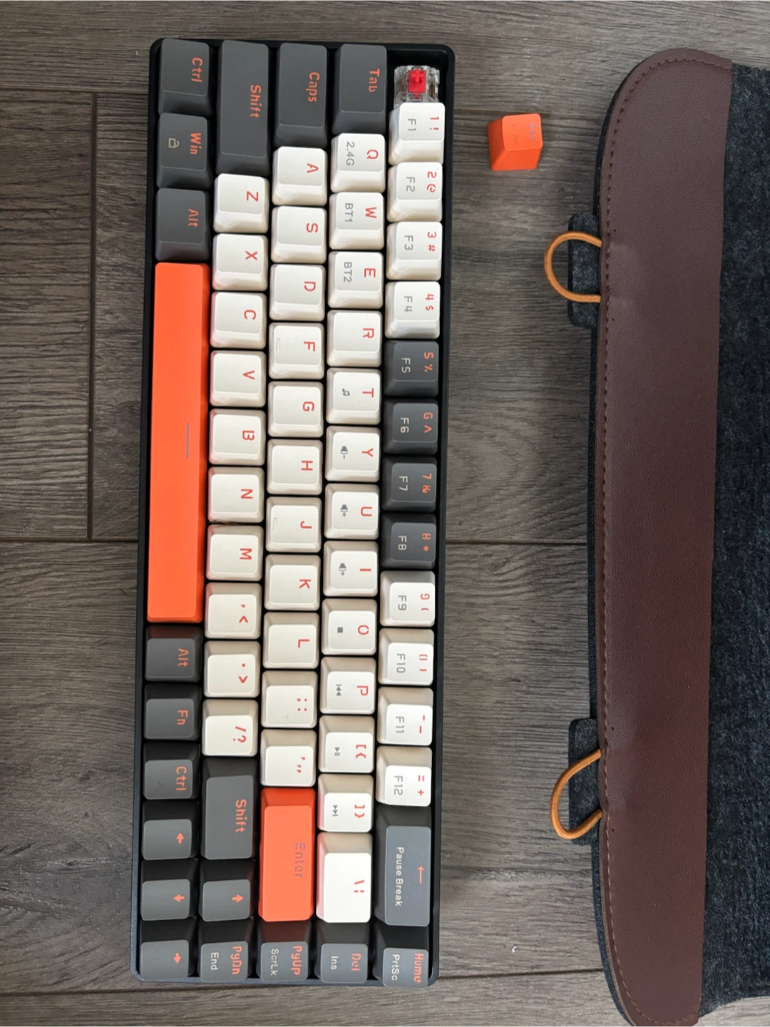 Wireless Mechanical Keyboard - photo 2