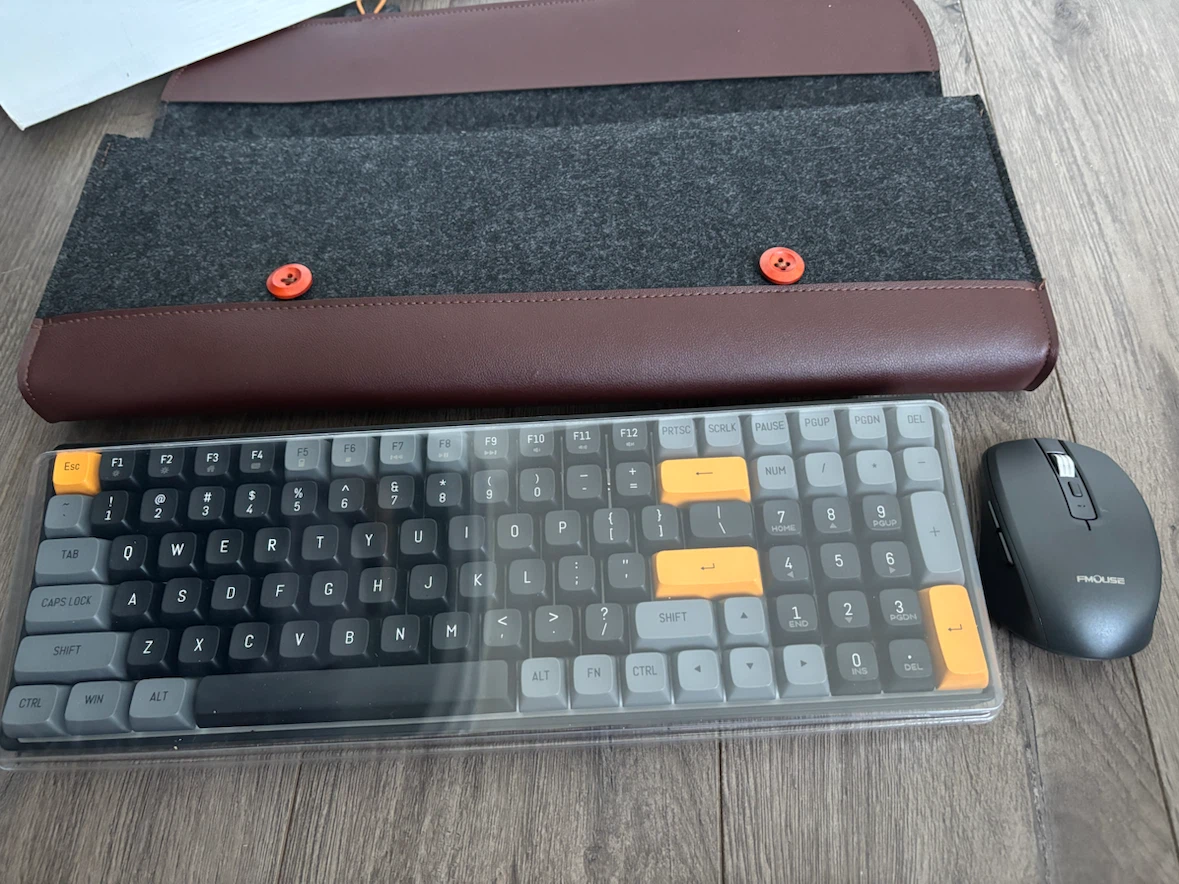 Wireless Mechanical Keyboard and FMOUSE Wireless Mouse Bundle