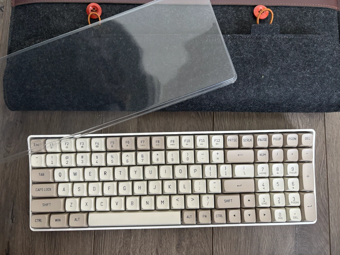 Wireless Mechanical Keyboard - photo 2