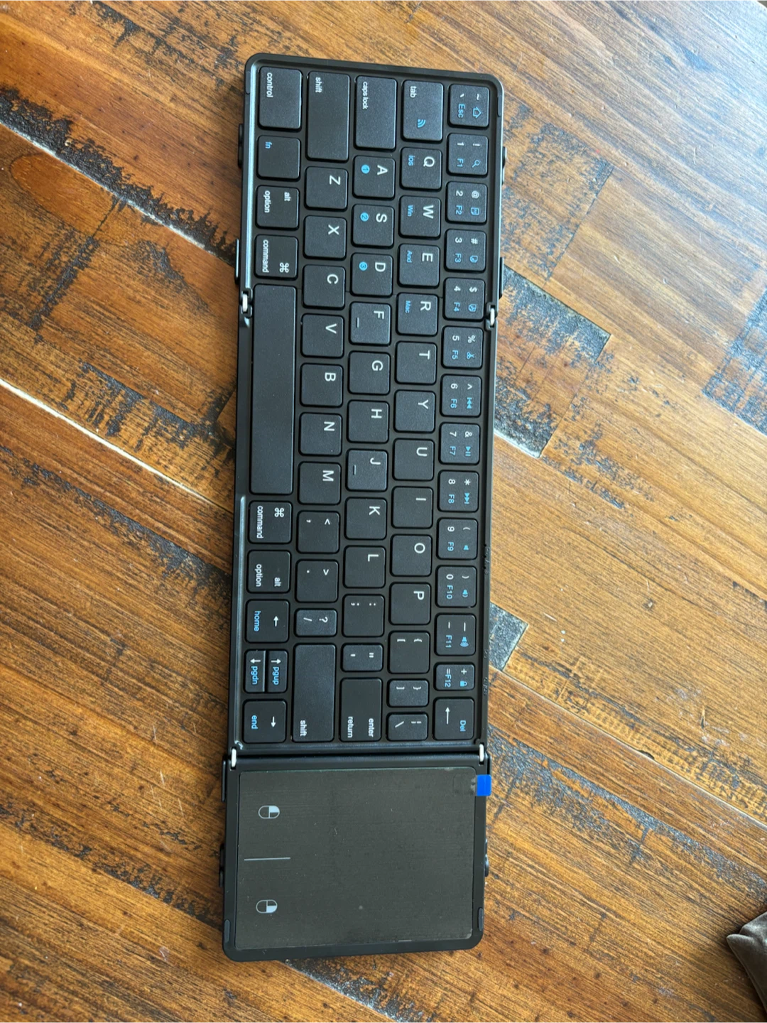 Portable Folding Keyboard with Trackpad
