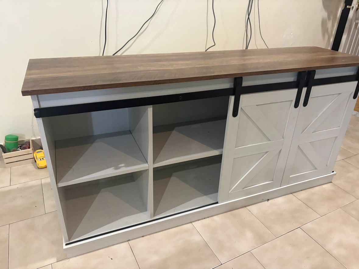 Farmhouse Sliding Barn Door TV Stand - photo 5