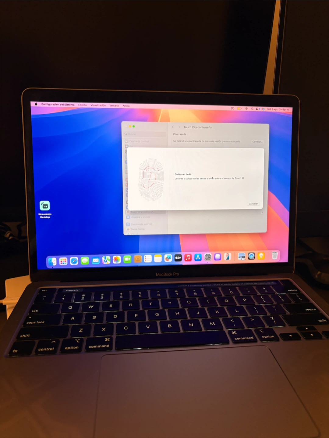 Apple MacBook Pro 13-inch 2020 256 GB - photo 4