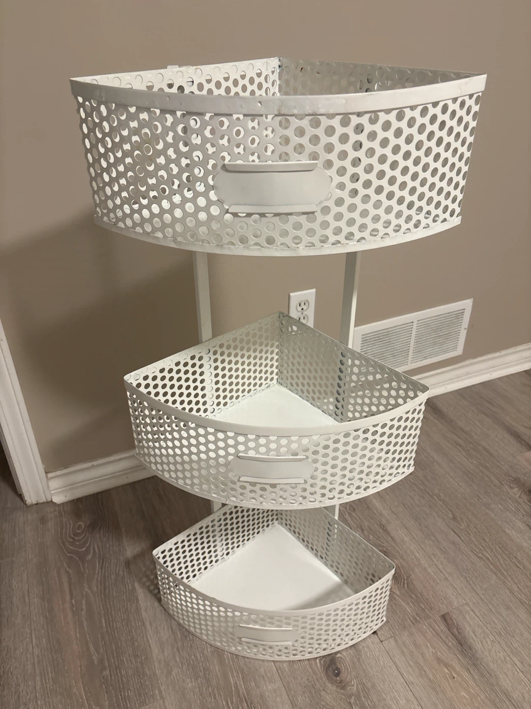 White 3-Tier Corner Shelf Unit - photo 5