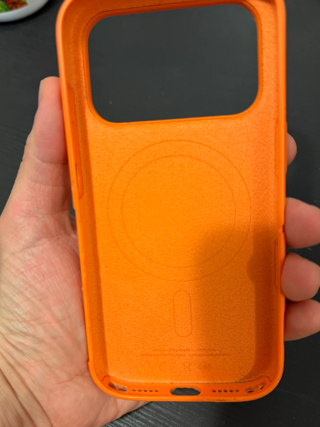 iPhone 17 Pro Silicone Case with MagSafe (Genuine Apple) - photo 2