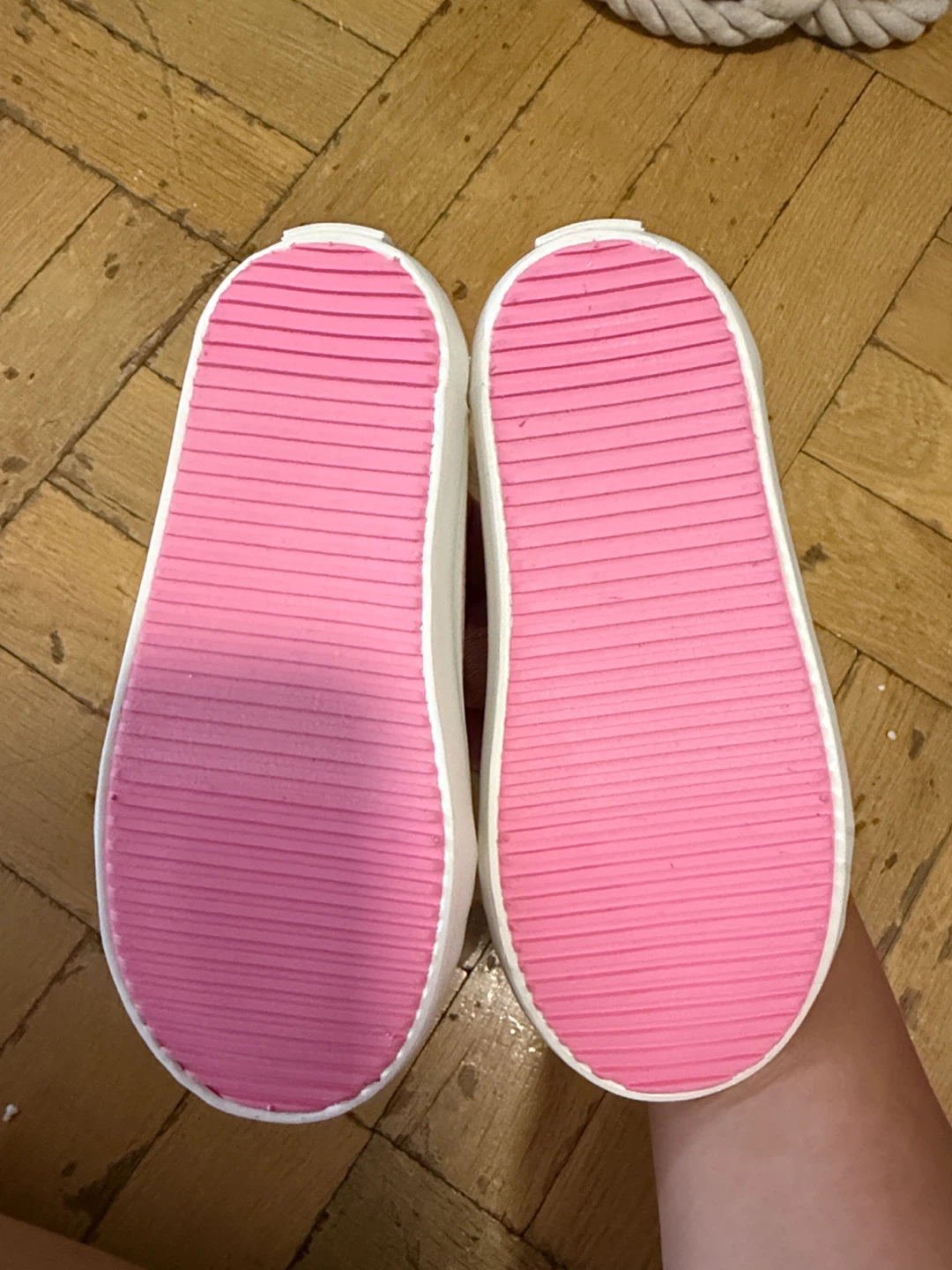 Old Navy Canvas Sneakers - photo 3