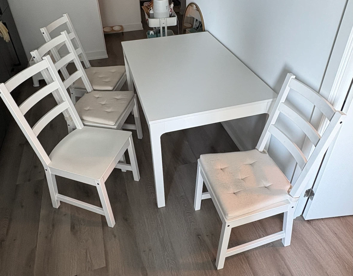 IKEA Extendable Table - photo 2