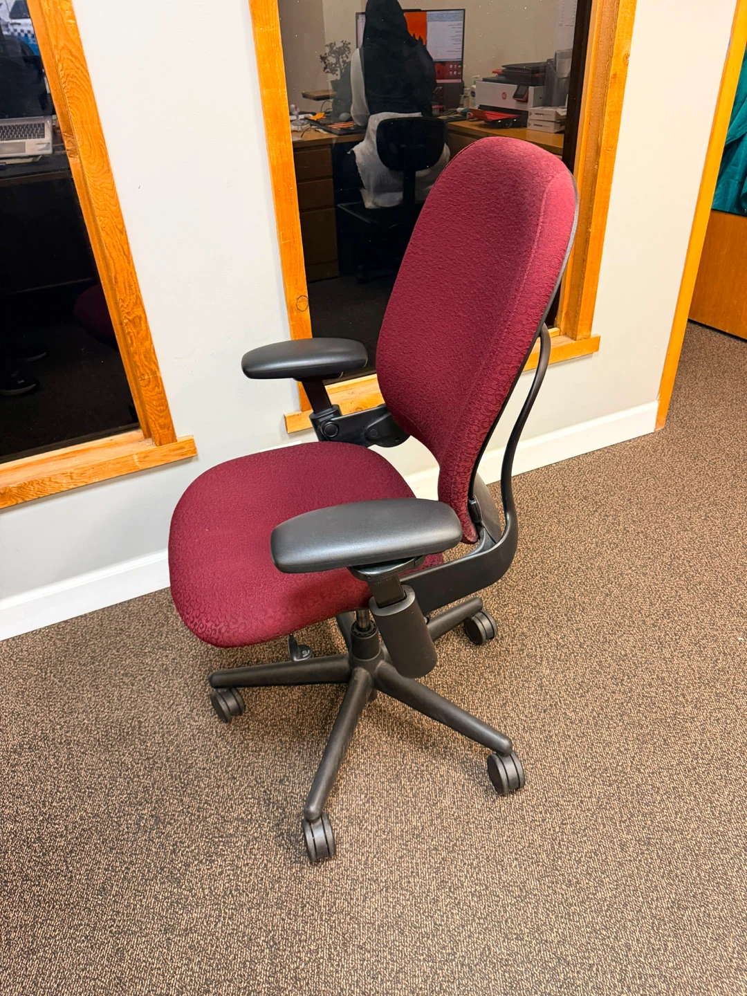 Ergonomic Office Chair - Burgundy