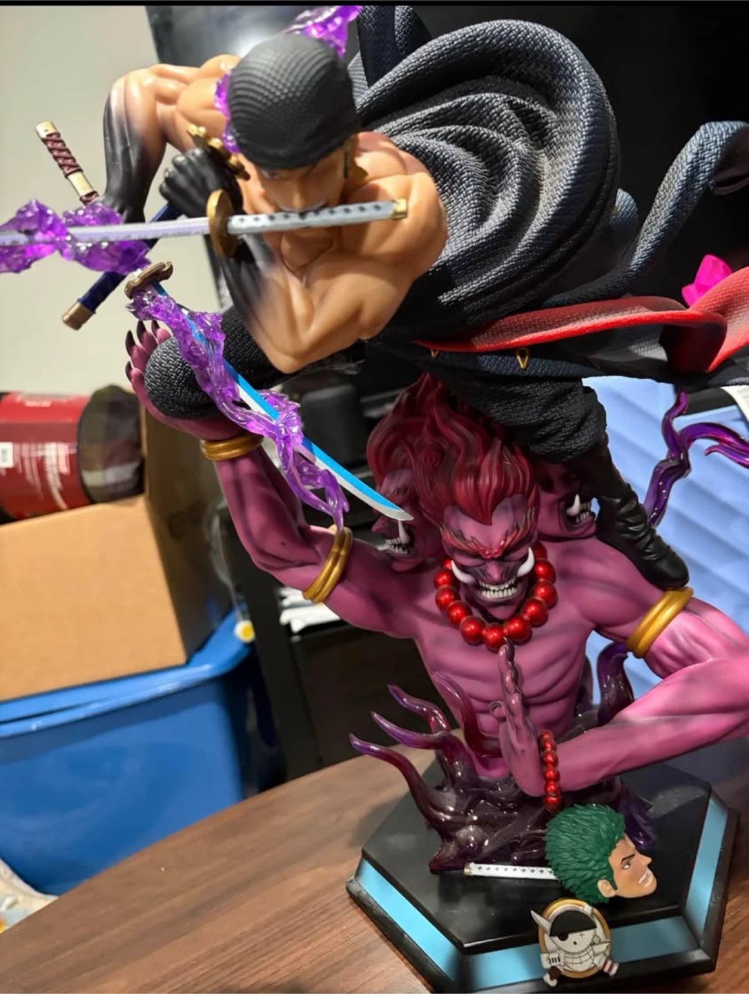 One Piece Zoro vs. Kaido Figure
