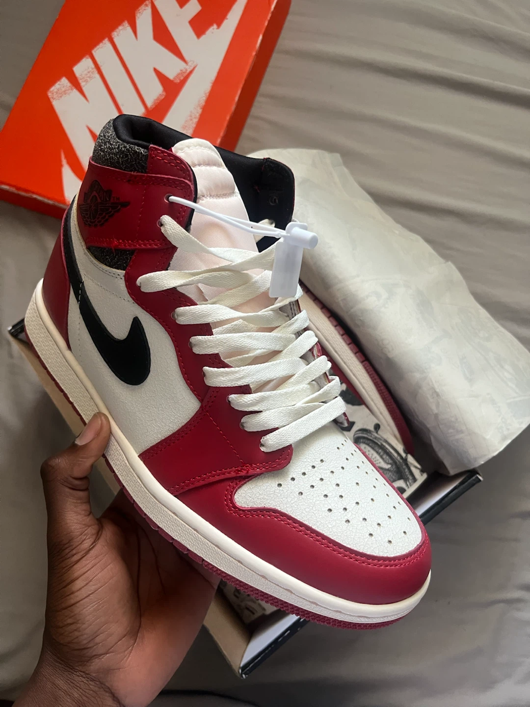 Nike Air Jordan 1 Retro High OG, “Lost And Found” (US 10) - photo 2