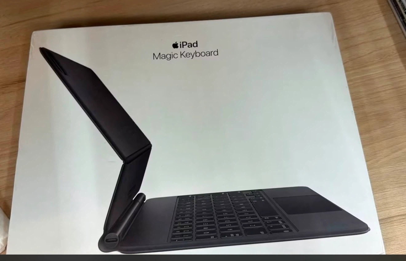 Apple iPad Magic Keyboard for iPad - Black