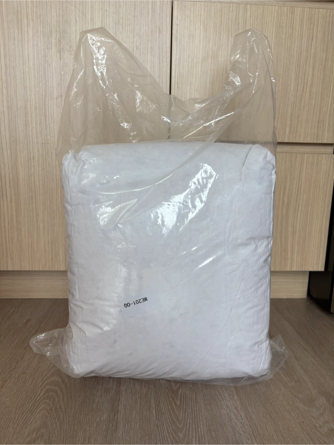 *BRAND NEW* Down Feather Bedding Comforter