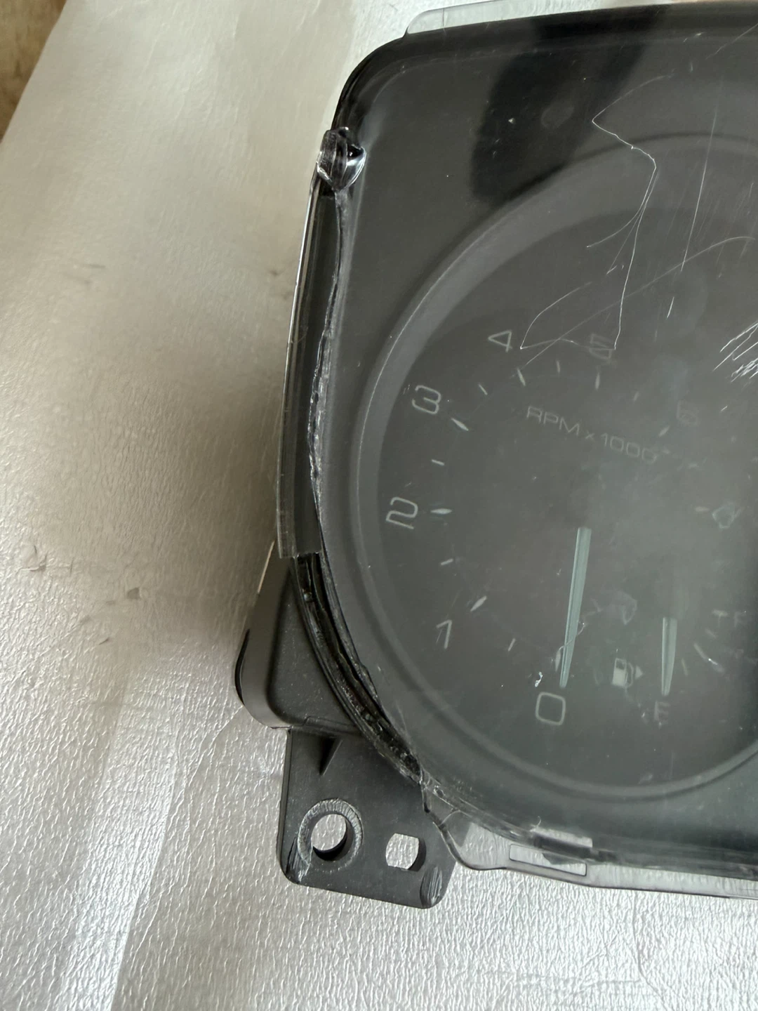 Ford Explorer 2014–2015 OEM Instrument Cluster - photo 2