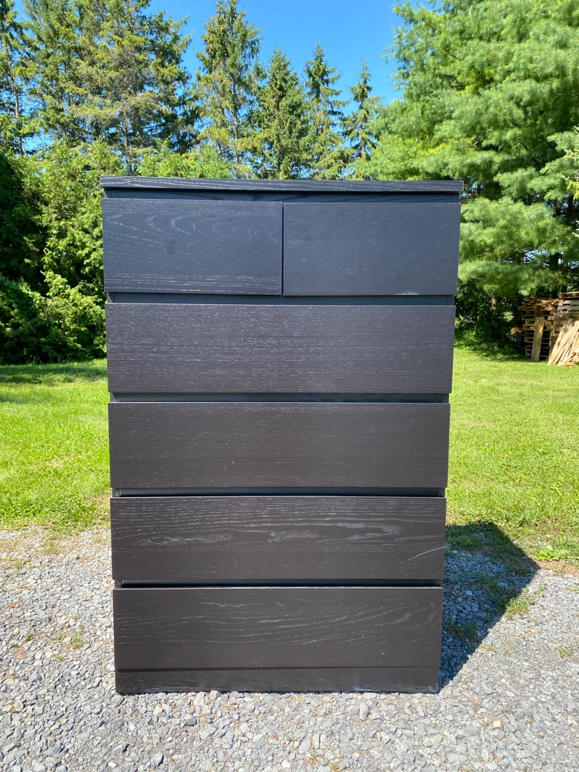IKEA MALM 6-Drawer Dresser Good Condition (CAN DELIVER)