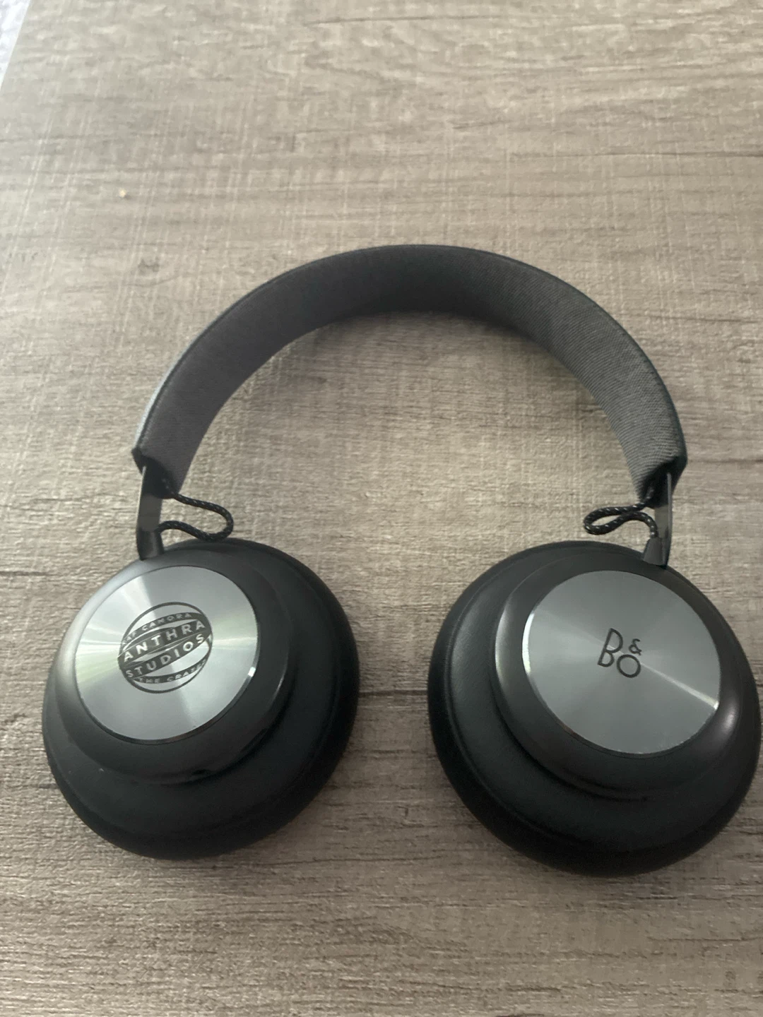 Bang & Olufsen Beoplay Portal Headphones - photo 2