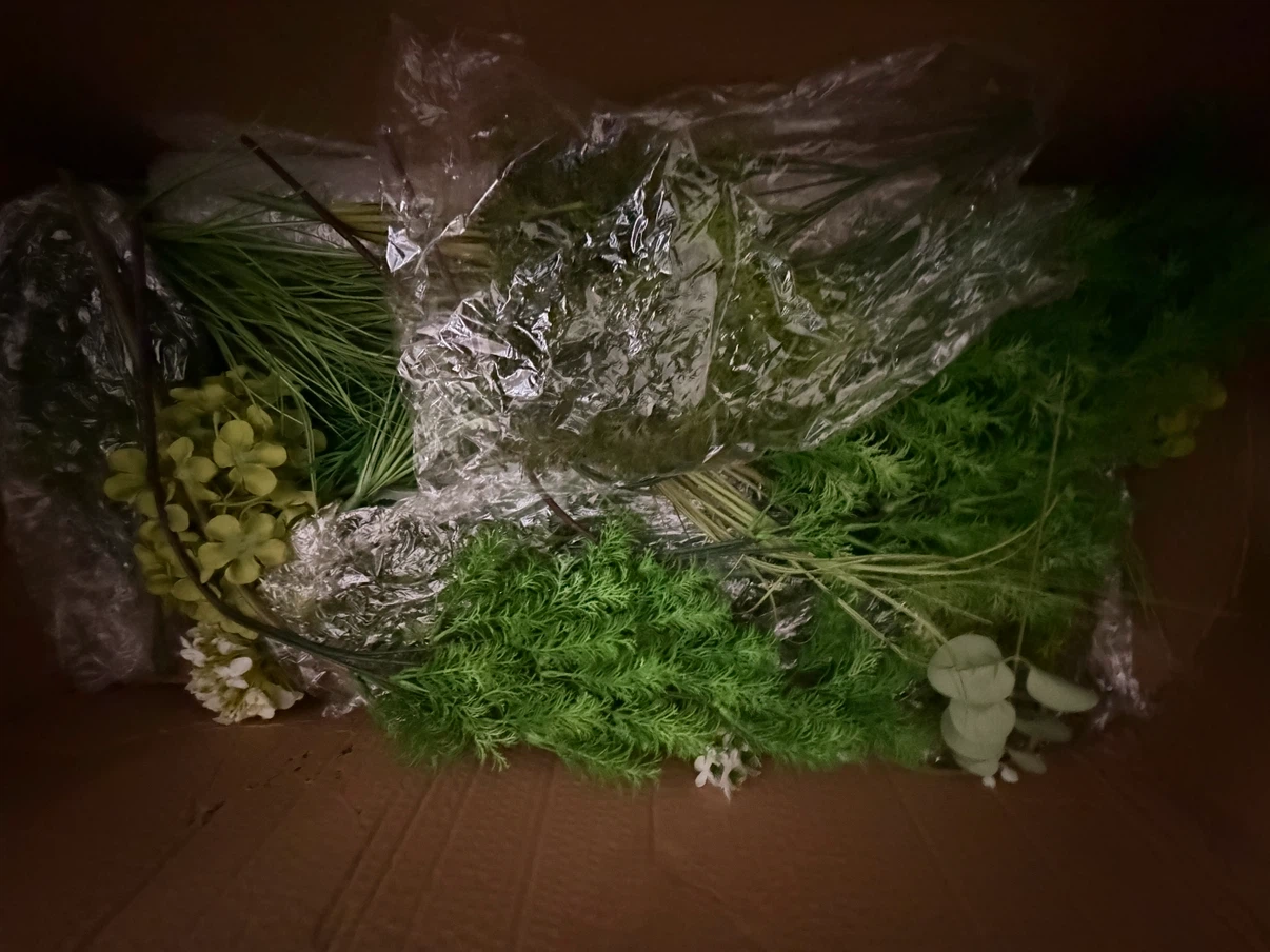 Greenery Floral Arrangement - photo 5