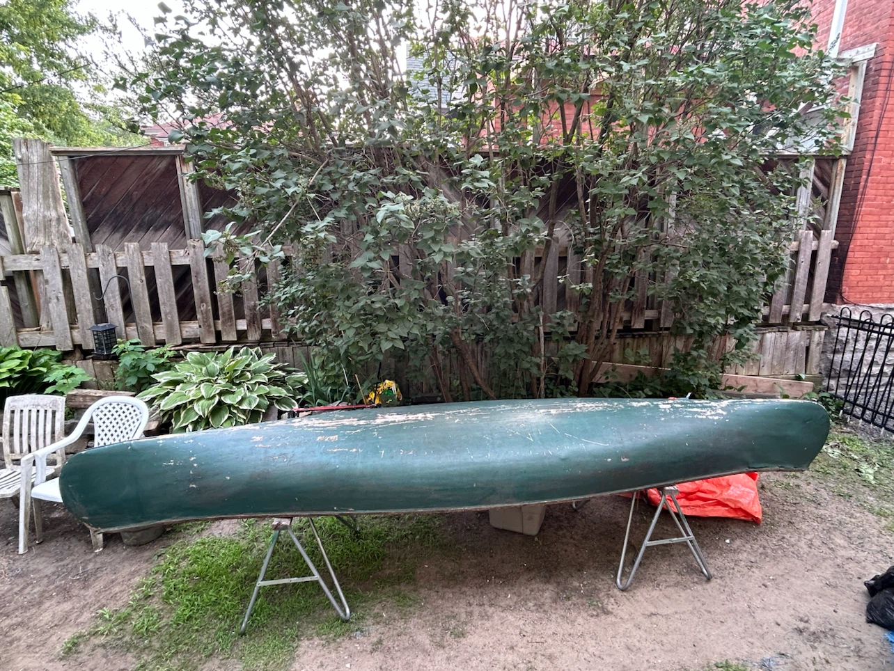 16 foot fiberglass clad classic vintage cedar strip canoe - photo 2