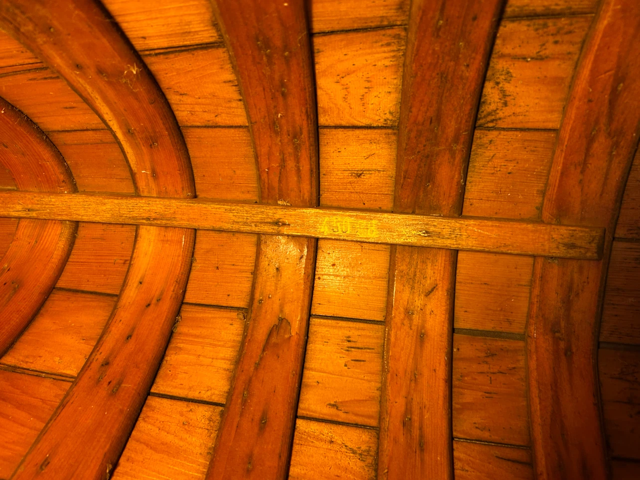 16 foot fiberglass clad classic vintage cedar strip canoe - photo 3