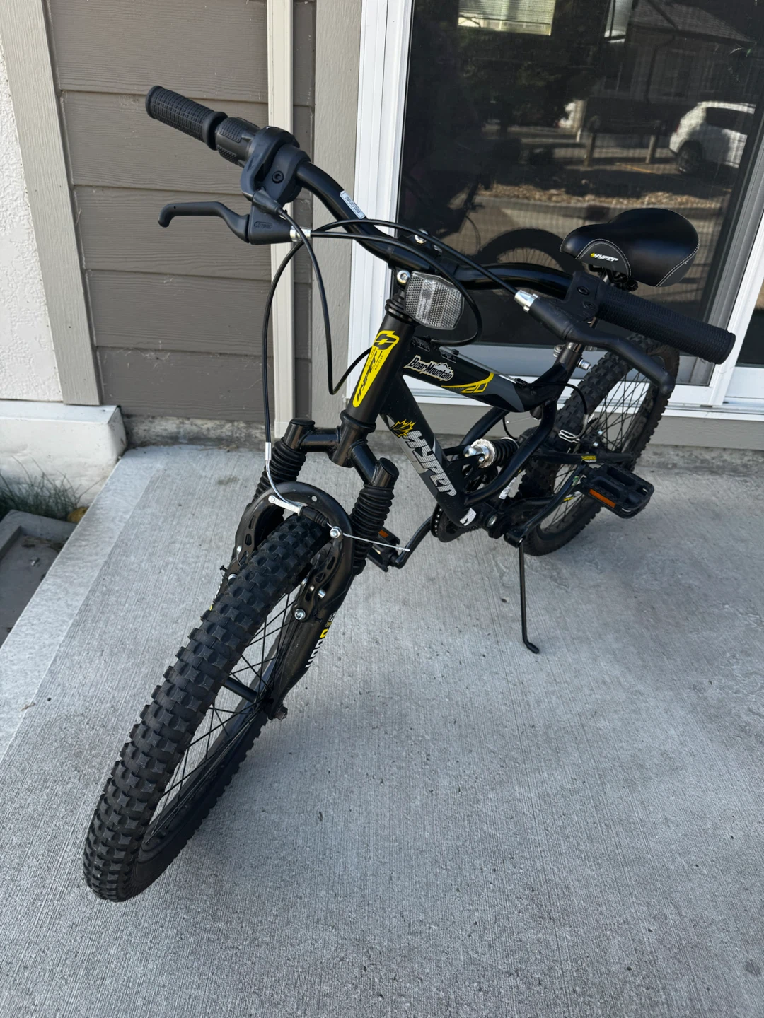 Hyper Bear Mountain 20" Mountain Bike