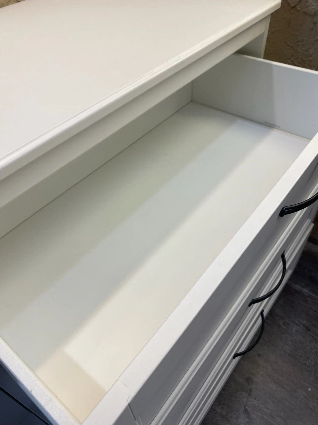 IKEA White dresser SONGESAND - photo 2