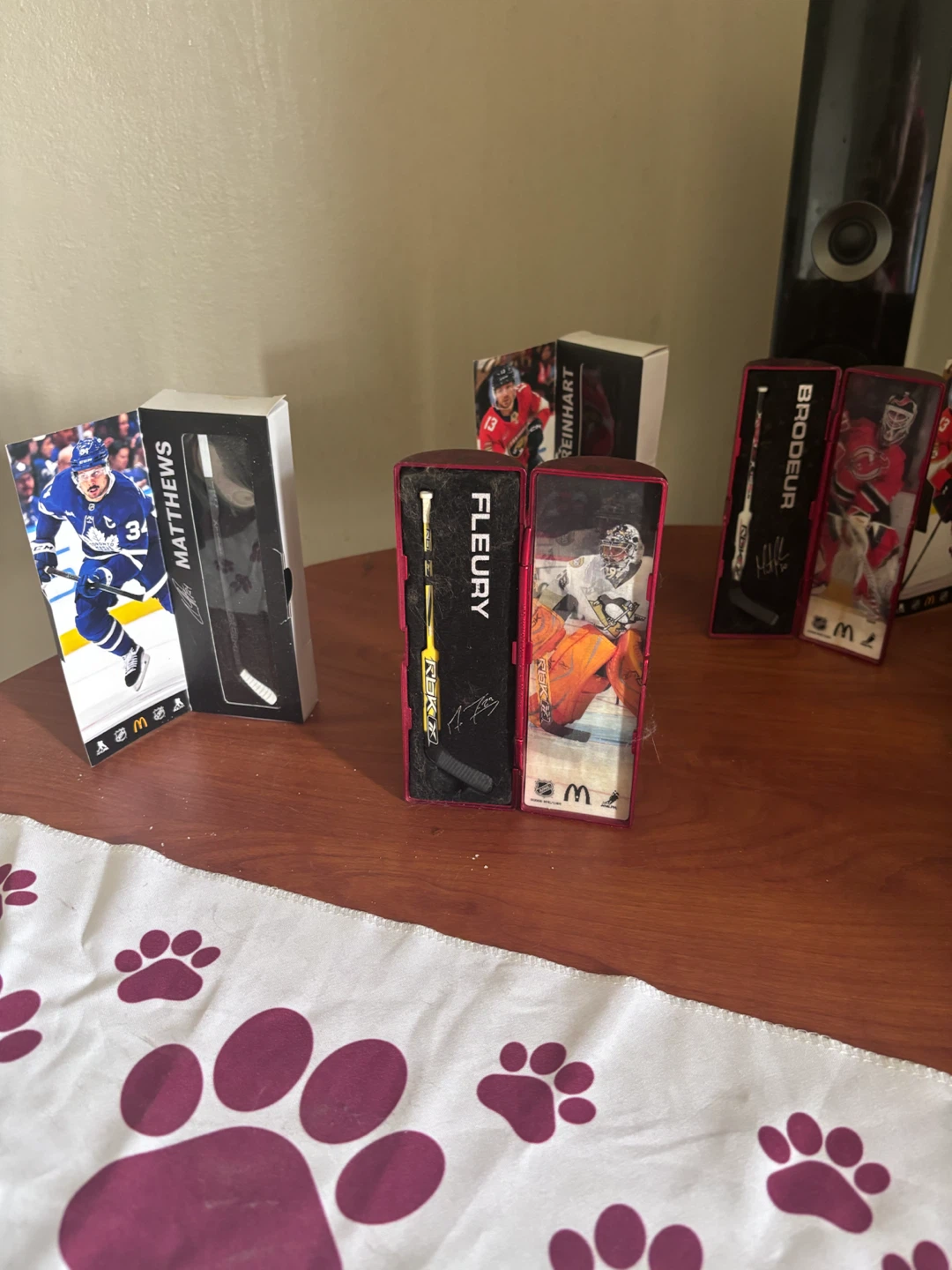 Mini hockey stick collectables - photo 4