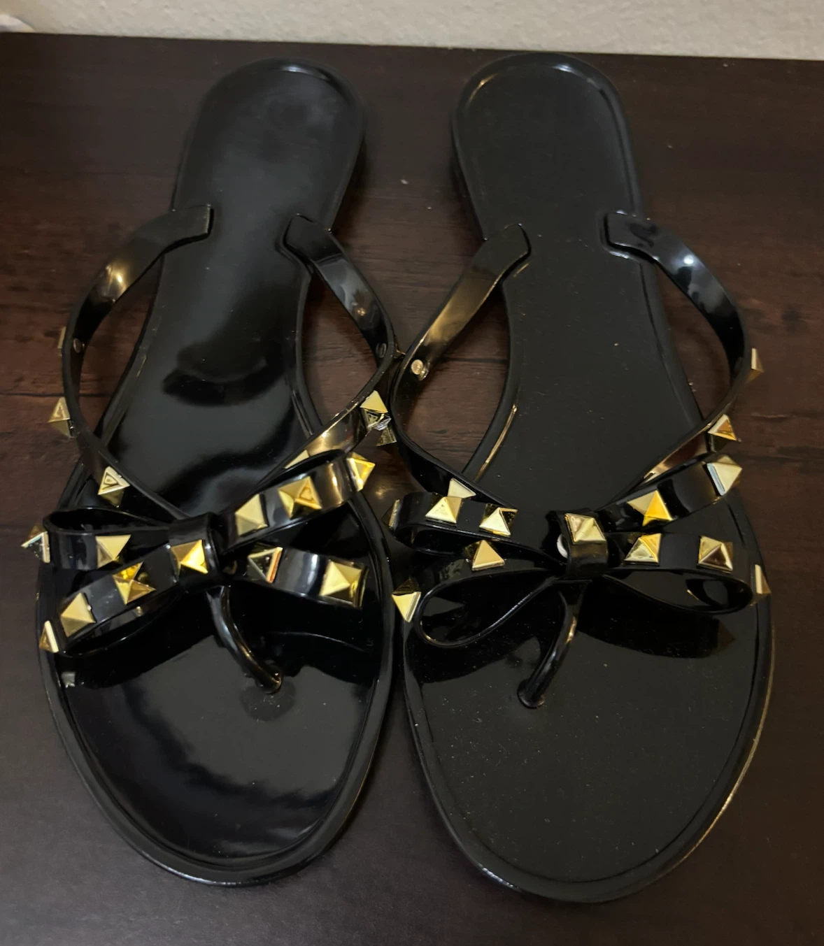 NEW-Size 7.5-Black Studded Jelly Bow Flip Flops