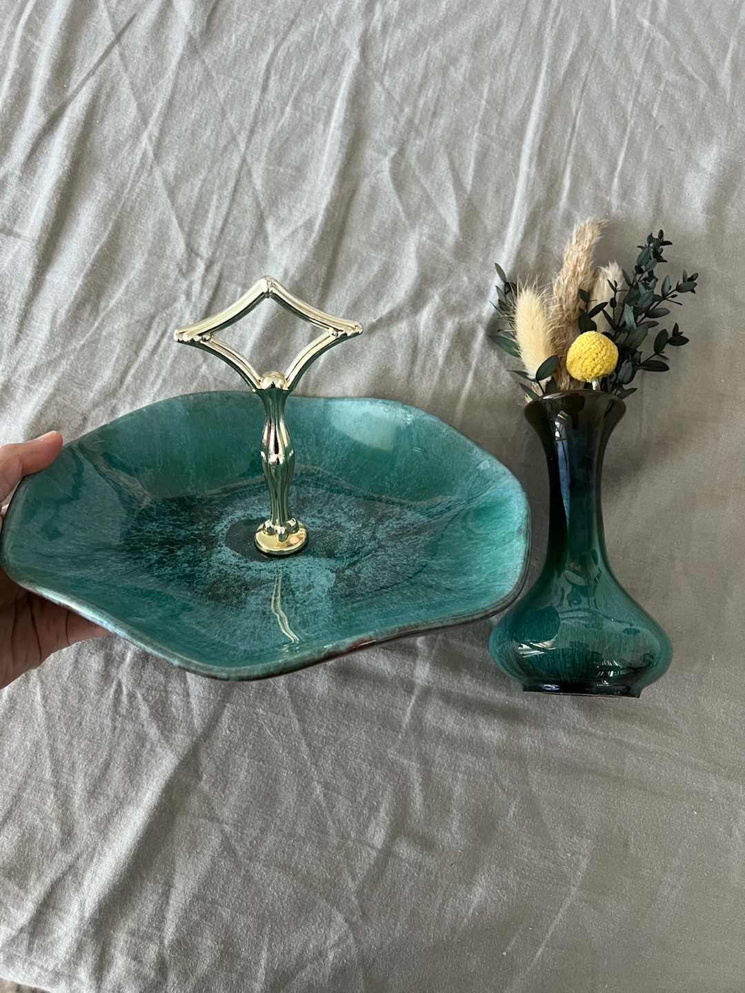 Blue Mountain Pottery Small Bud Vase and tray Green Drip Glaze - photo 2