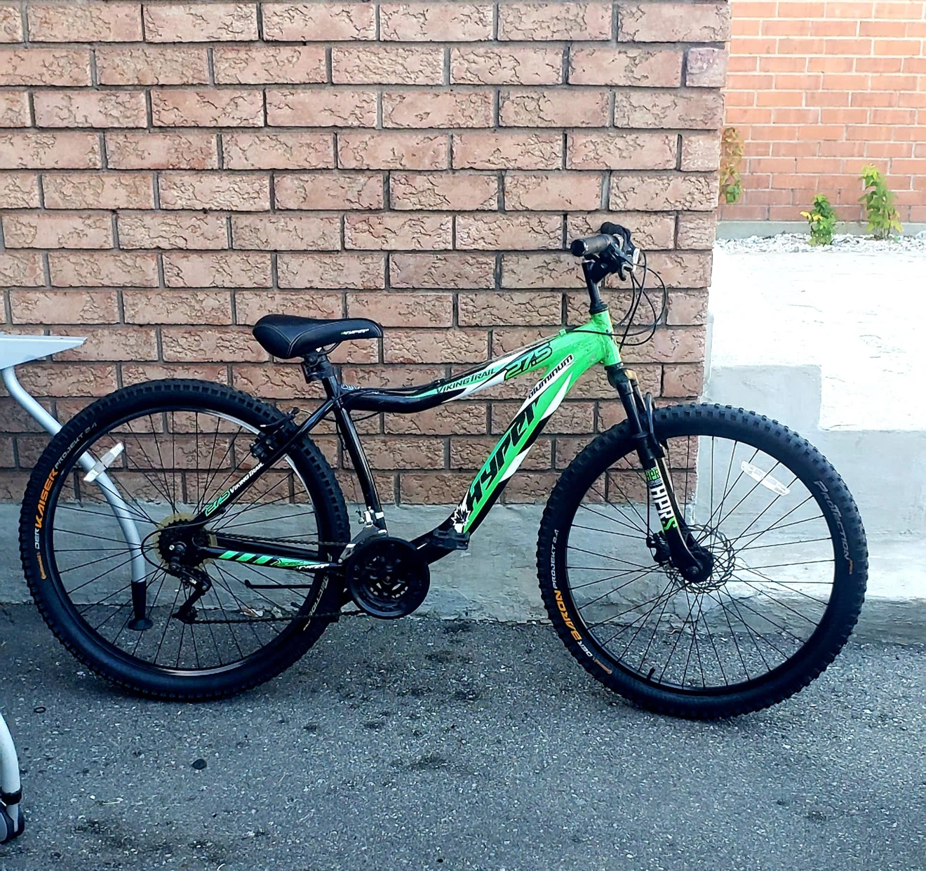 Hyper 27.5" Mountain Bike