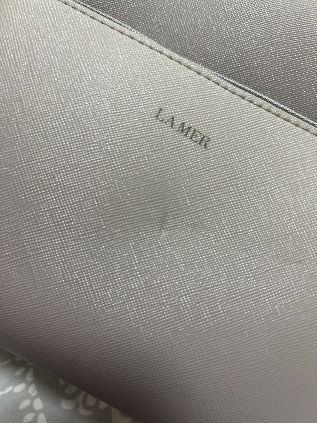 LA MER Pouches (3 Grey, 1 Green) - photo 2