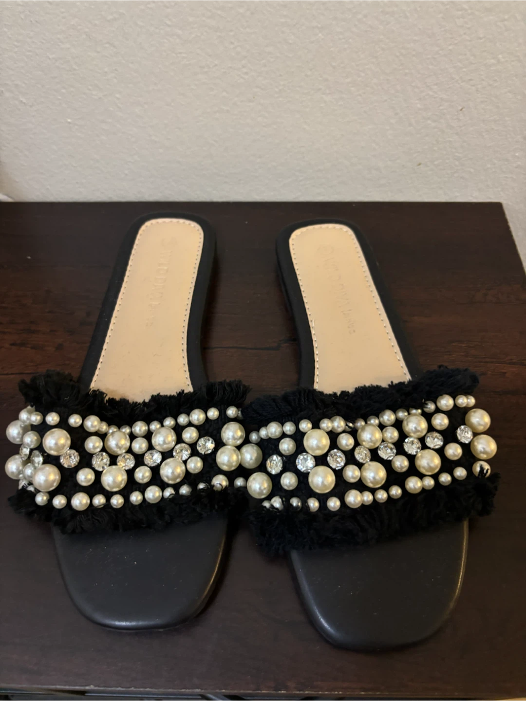 NEW-Size 7-Wild Diva Lounge Black Embellished Slide Sandals
