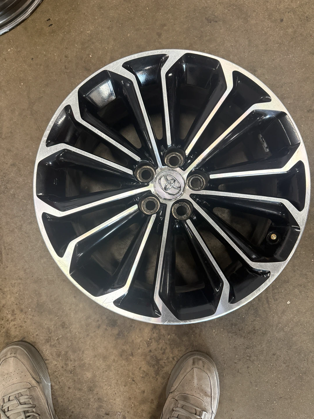 17 inch toyota original rims