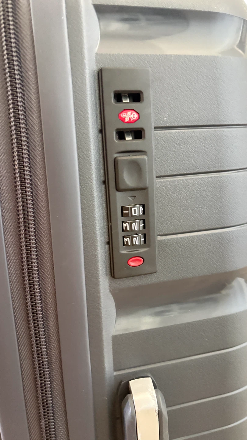 Grey Hard-Shell Spinner Suitcase - photo 2