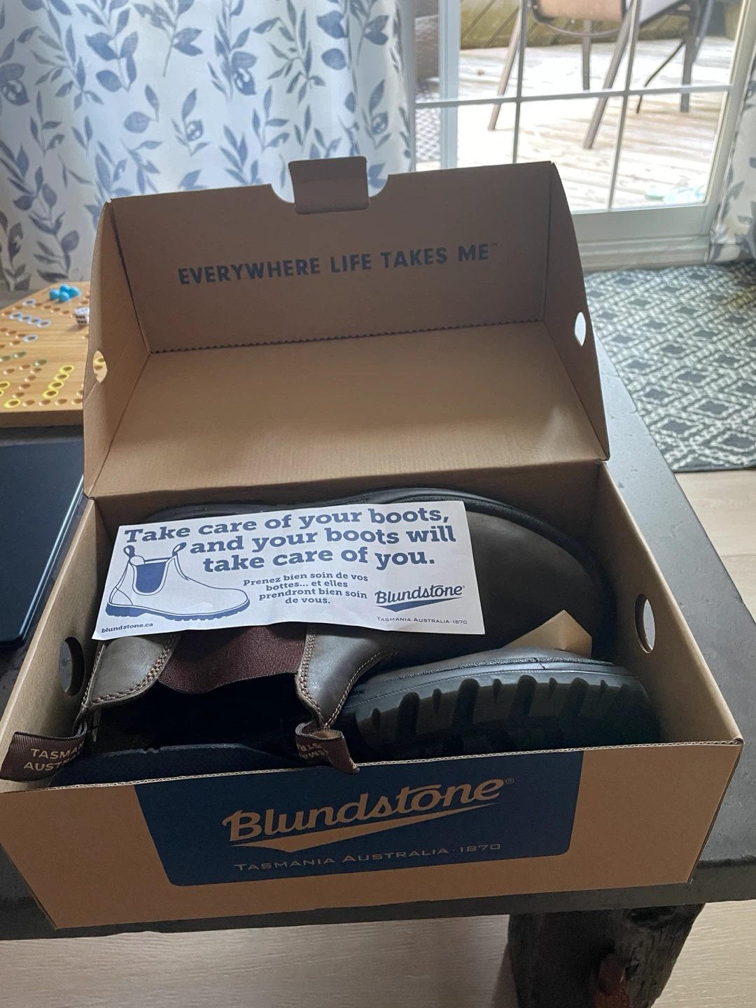 New-Blundstone Boots -size 11