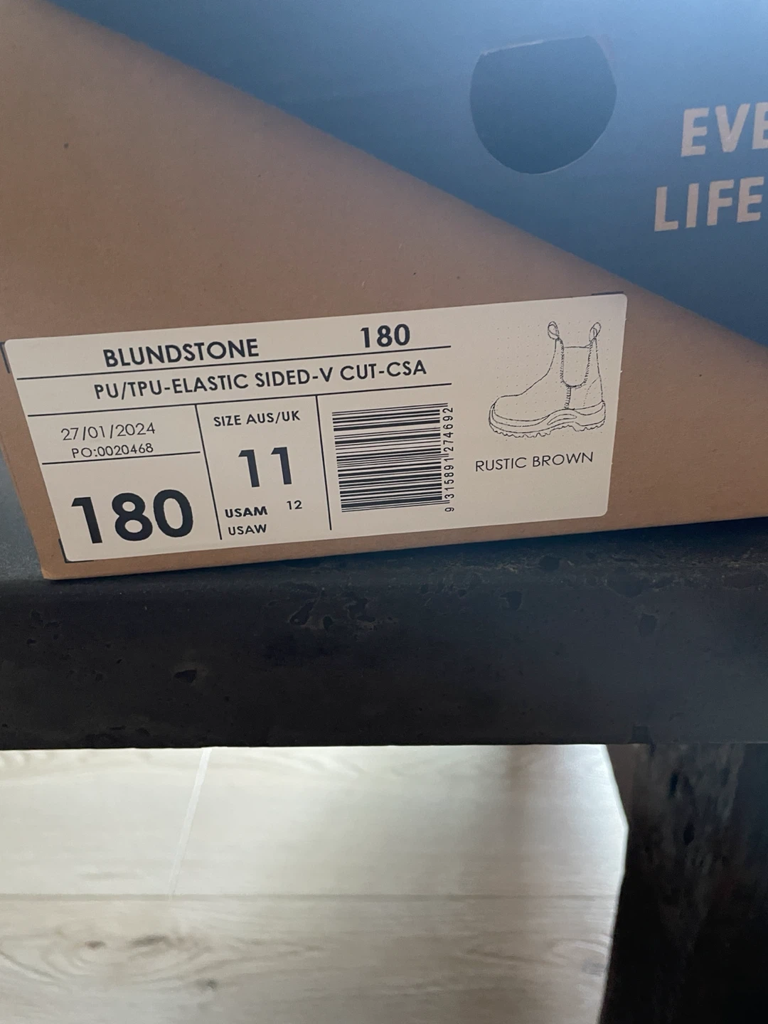 New-Blundstone Boots -size 11 - photo 2