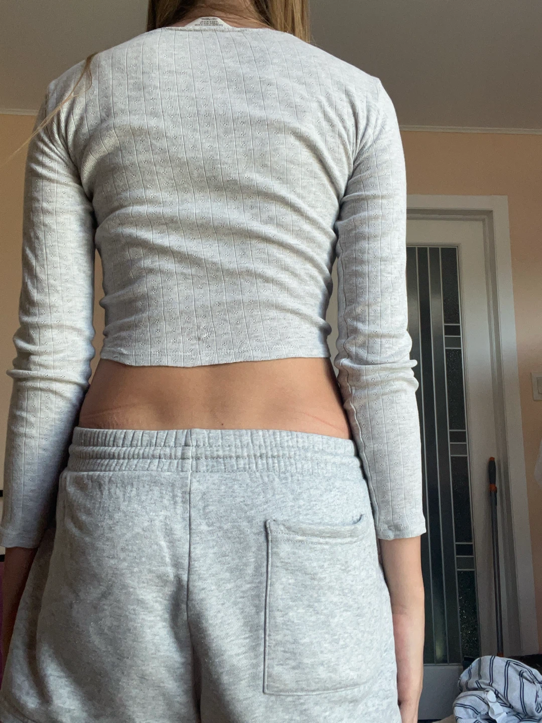 H&M Grey Ribbed Long Sleeve Crop Top - photo 2