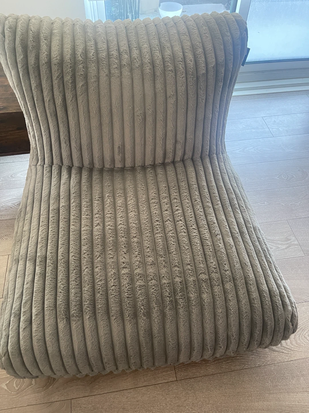 Modern Plush Floor Lounge Chair