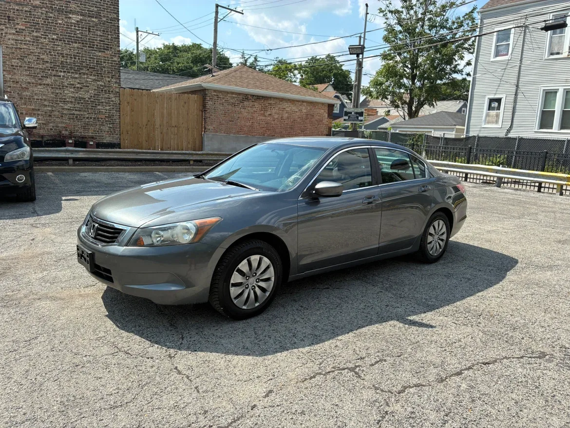2011 Honda Accord Sedan con  127 mil millas