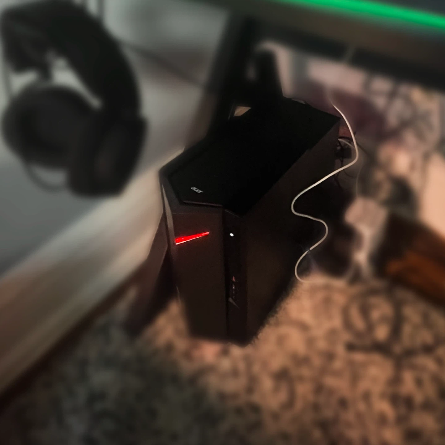 Acer Nitro 50 Gaming PC - photo 2