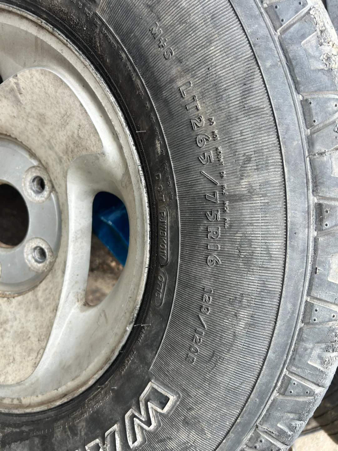 Goodyear Wrangler LT265/75R16 Tire - photo 2