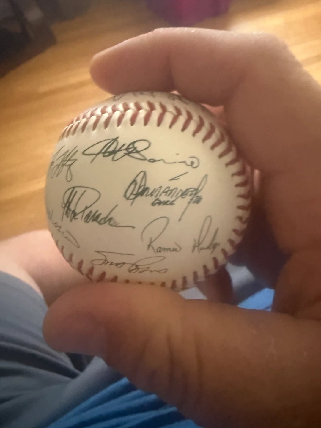 2001 New York Yankees Autographed Baseball - photo 2