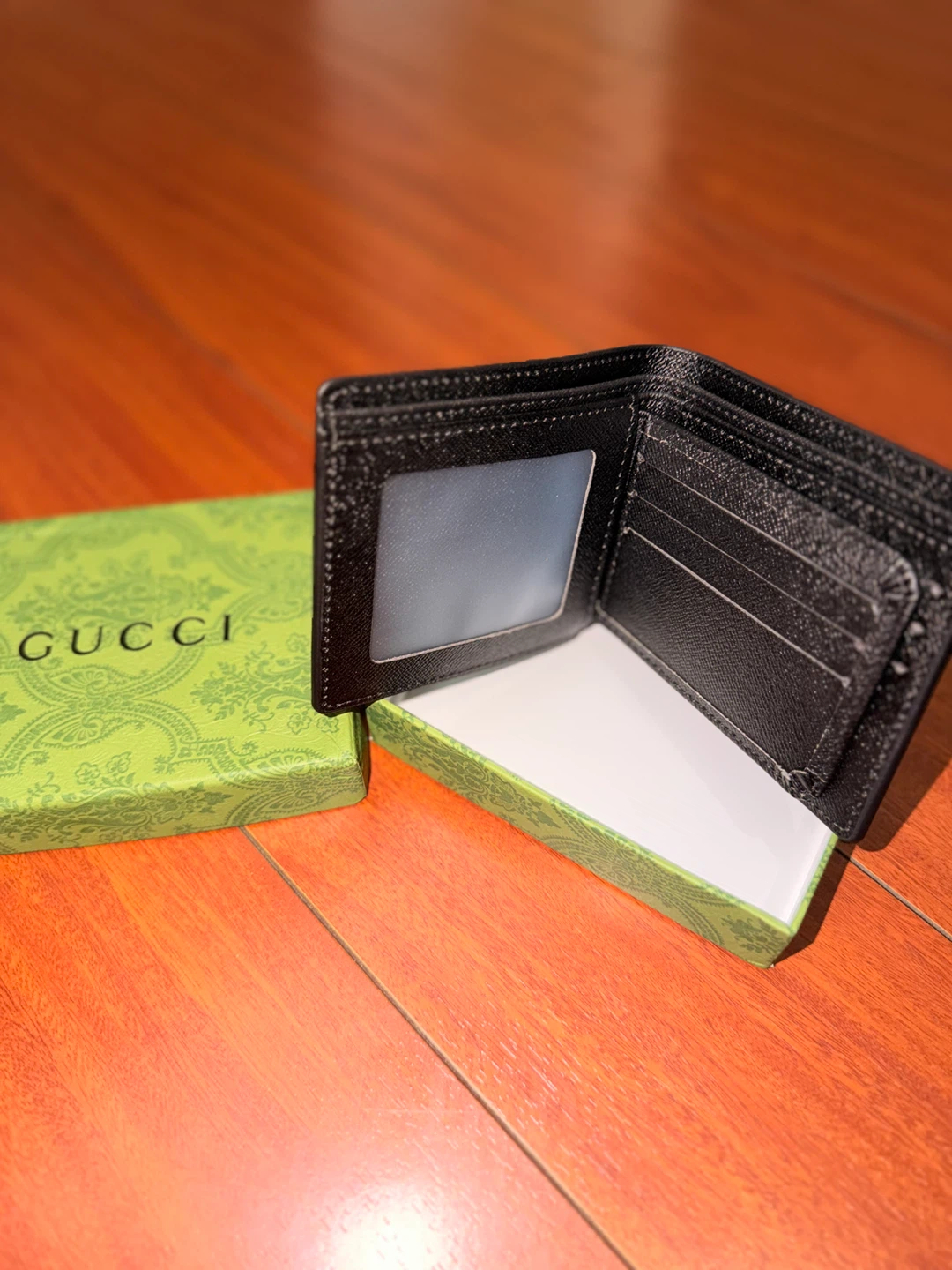 Gucci Snake Bi-fold Wallet - photo 2
