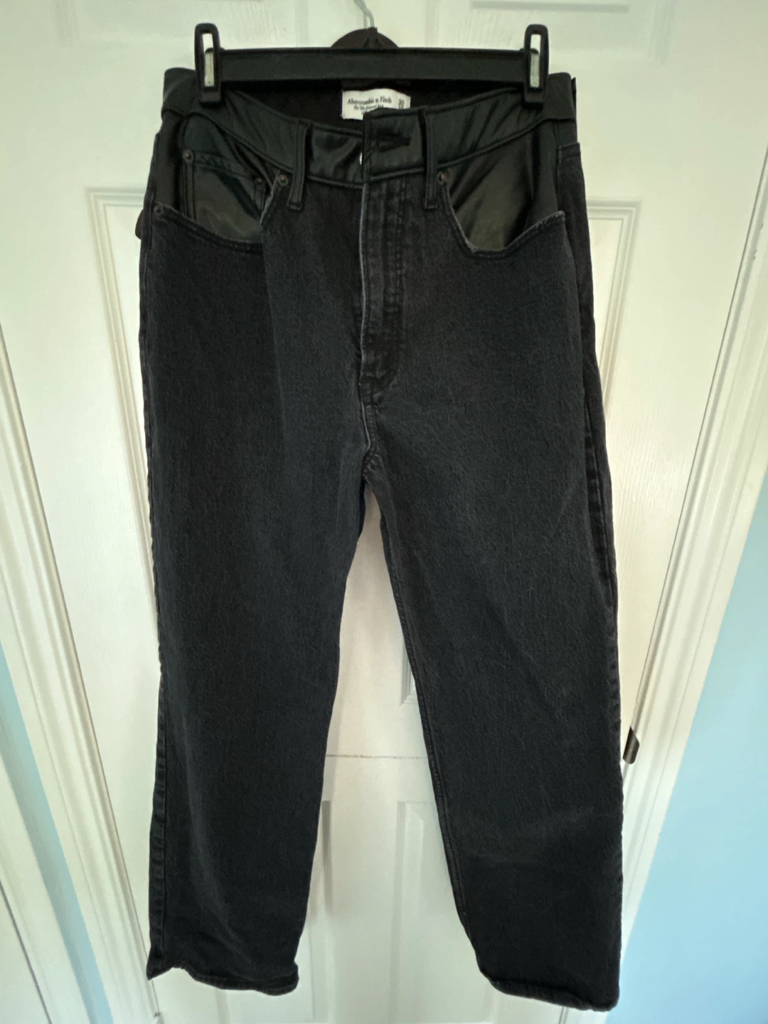 A&F 90s Relaxed Jeans - 30w/10