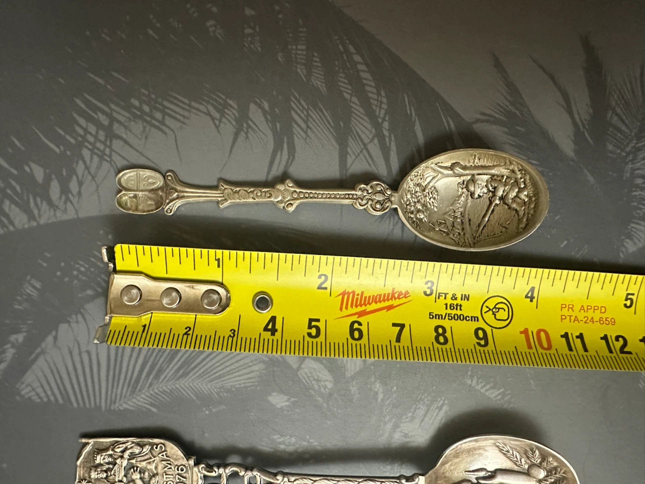 Vintage Souvenir Spoons (Set of 2) – 1976 Christmas & Fishing - photo 4