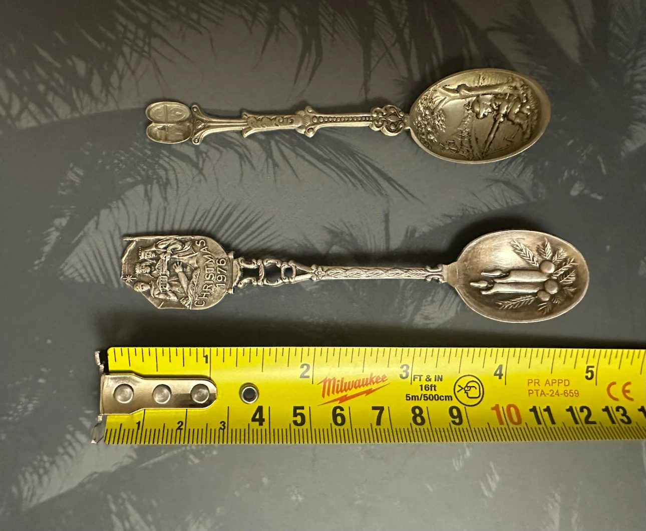 Vintage Souvenir Spoons (Set of 2) – 1976 Christmas & Fishing - photo 5